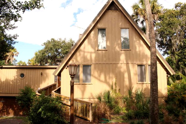 A-Frame Cabins (New Port Richey, Florida, United States)