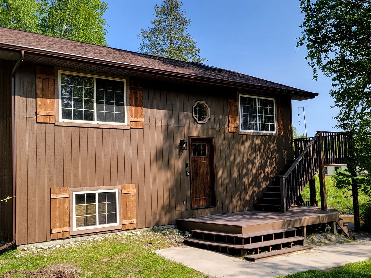 Cabins (United States of America, Hessel, Michigan)
