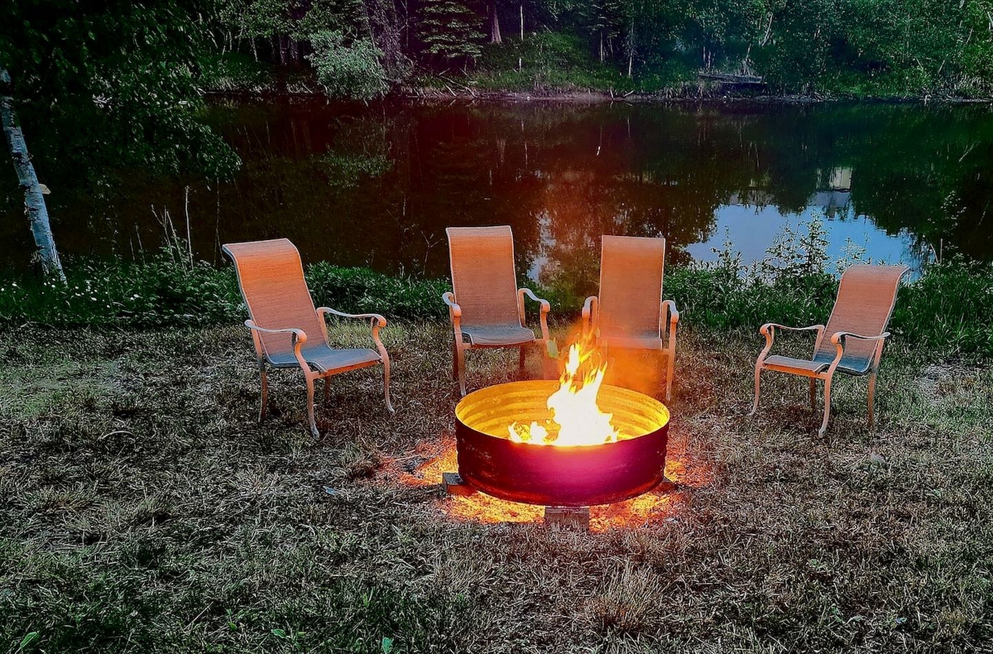 Riverfront Cabin Incredible for Outdoor Enthusiasts with Kayaks in Hessel, Michigan