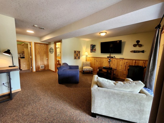 Cabins (United States of America, Hessel, Michigan)