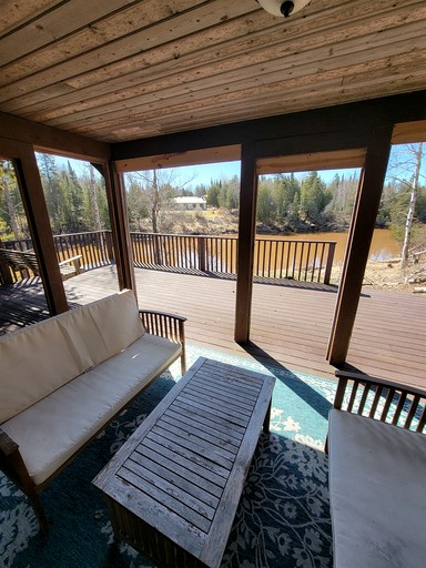 Cabins (United States of America, Hessel, Michigan)