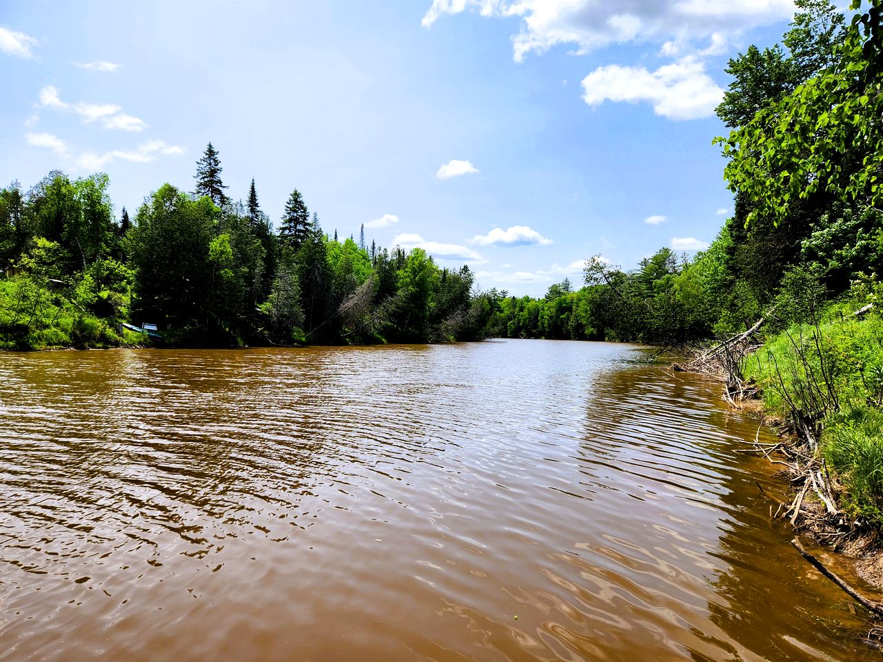 Riverfront Cabin Incredible for Outdoor Enthusiasts with Kayaks in Hessel, Michigan