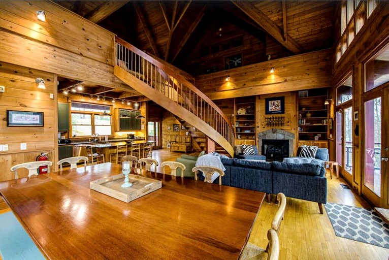 Cabins (United States of America, Blue Ridge, Georgia)