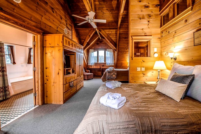 Cabins (United States of America, Blue Ridge, Georgia)