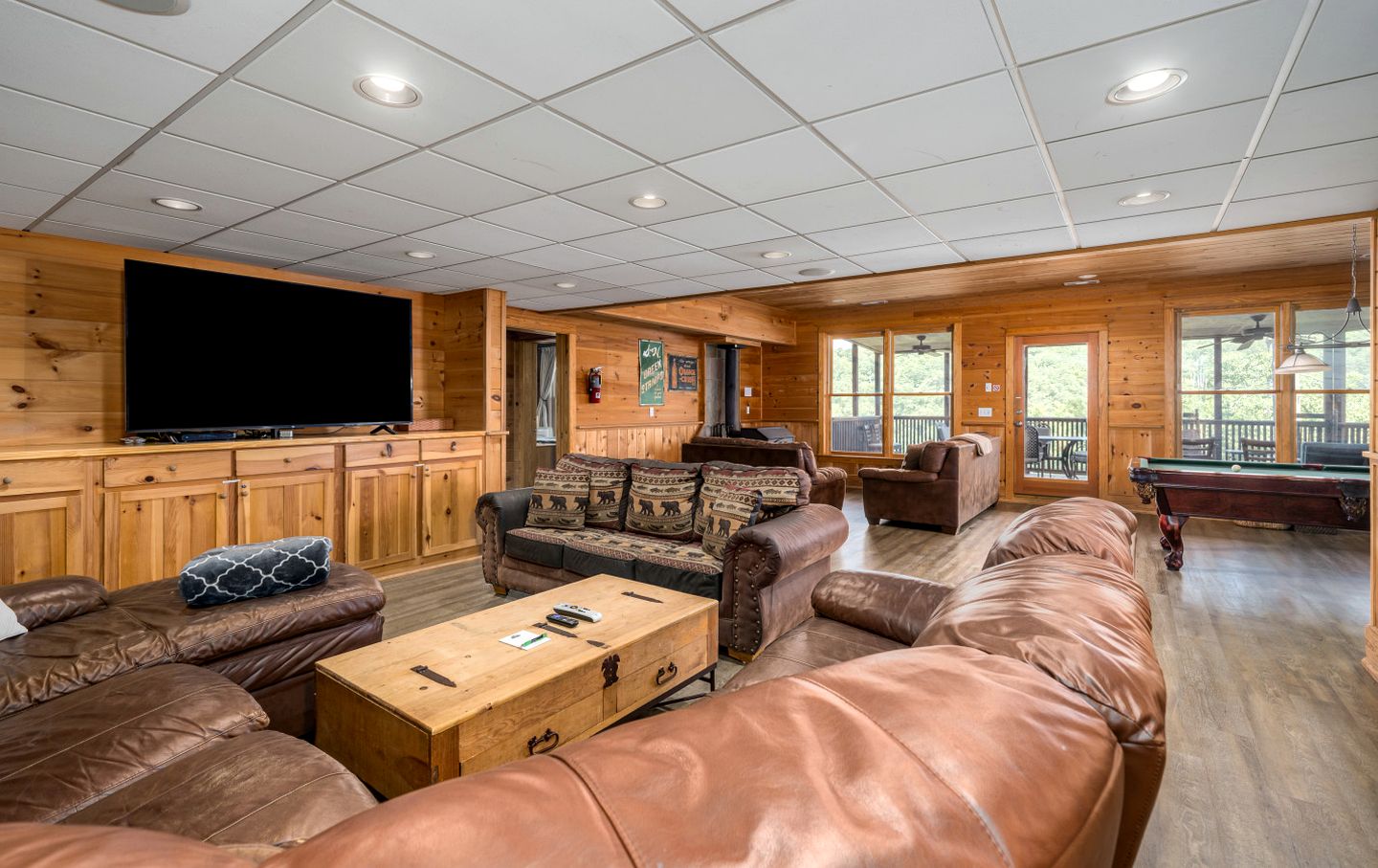 Luxury Three-Story Riverfront Cabin Rental for Groups in Blue Ridge Region of Georgia