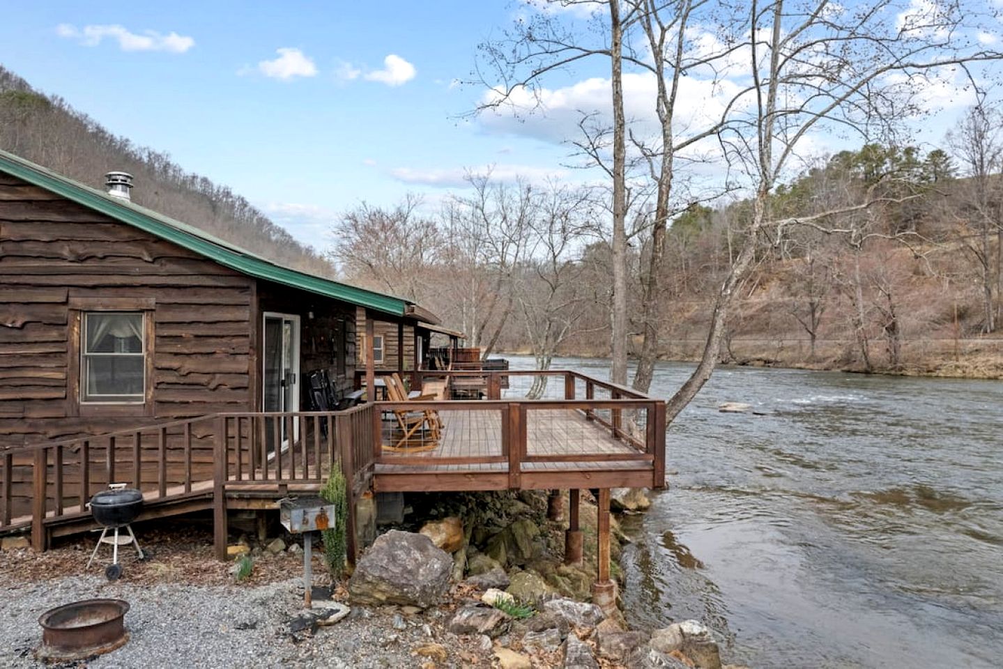 Glorious Wooden Cabin Surrounded by Trees in Sylva, North Carolina