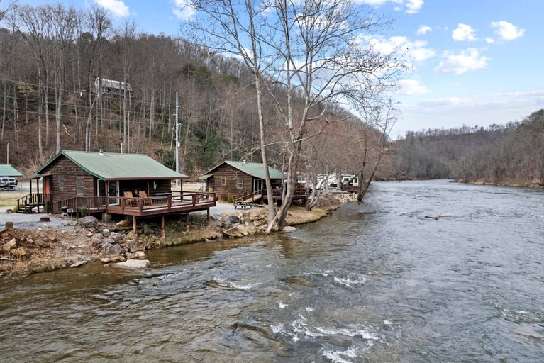 Cabins (United States of America, Sylva, North Carolina)