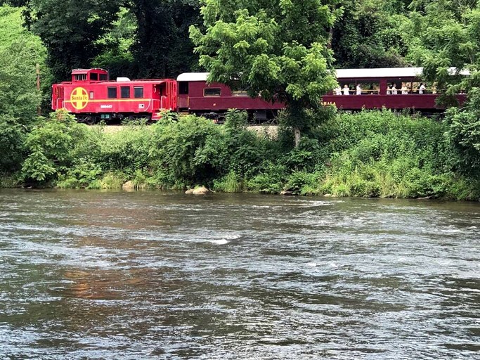 Cabins (United States of America, Sylva, North Carolina)