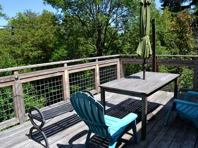 Vacation Rentals (Forestville, California, United States)