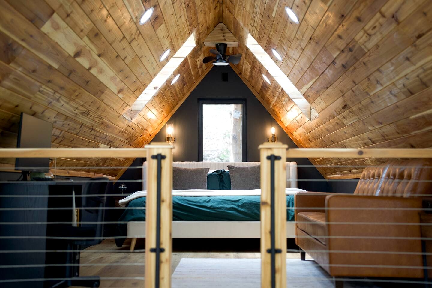 Riverfront, Modern A-Frame on the Allegheny River, Perfect for a Romantic Weekend to Unwind