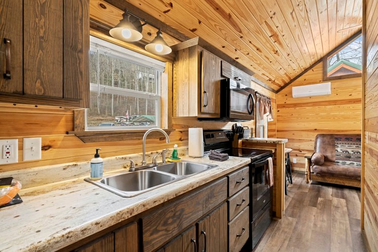 Tiny Houses (United States of America, Sylva, North Carolina)