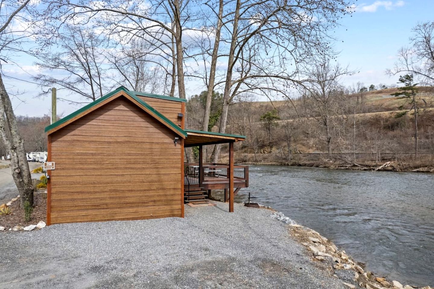Outstanding Tiny House with Fire Pit and Barbecue in Sylva, North Carolina