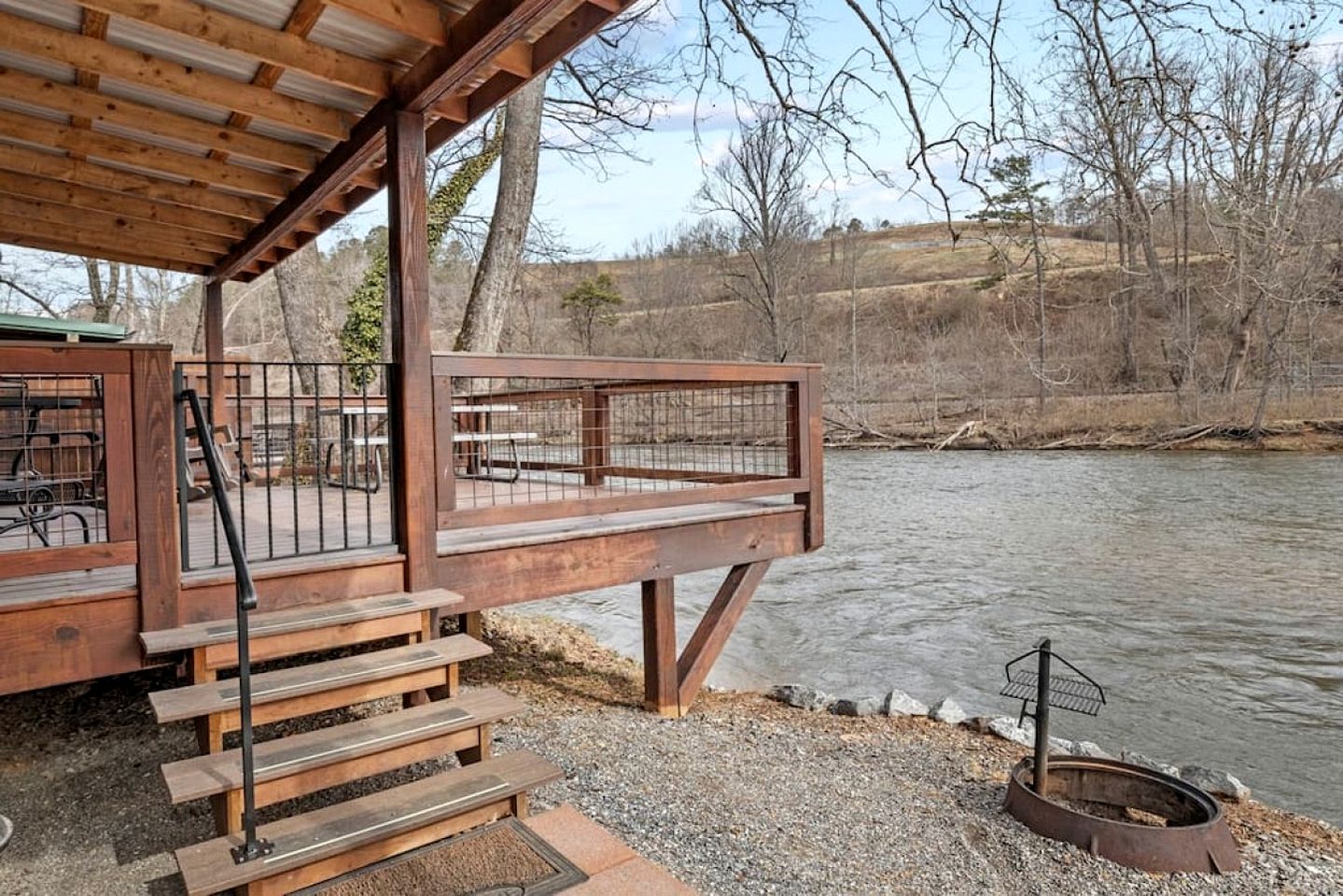 Outstanding Tiny House with Fire Pit and Barbecue in Sylva, North Carolina