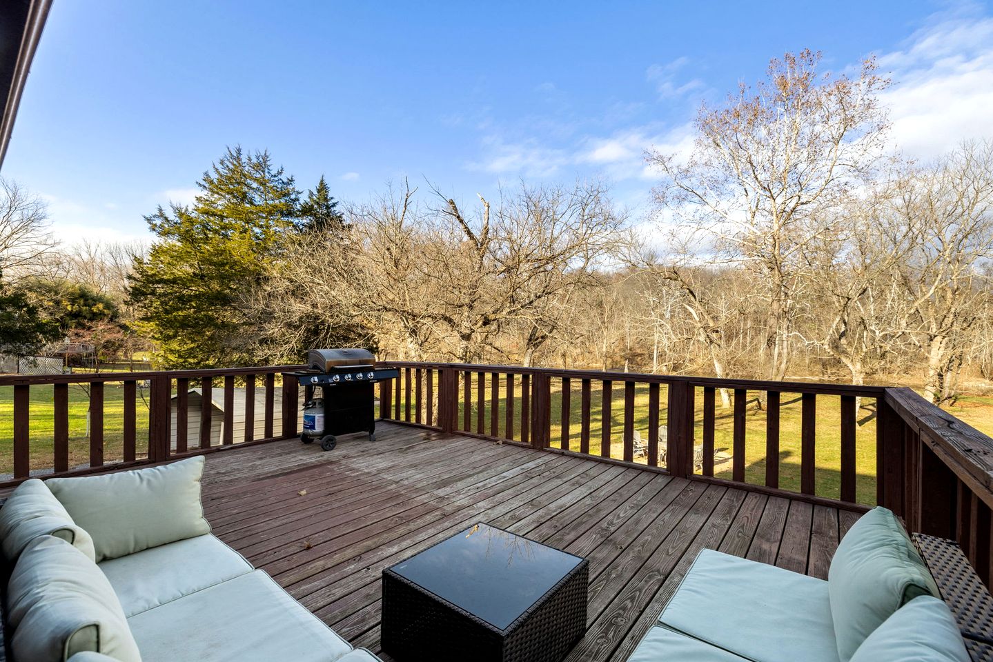 Spacious Riverfront Cabin with Hot Tub Near Shenandoah River, Maurertown, Virginia