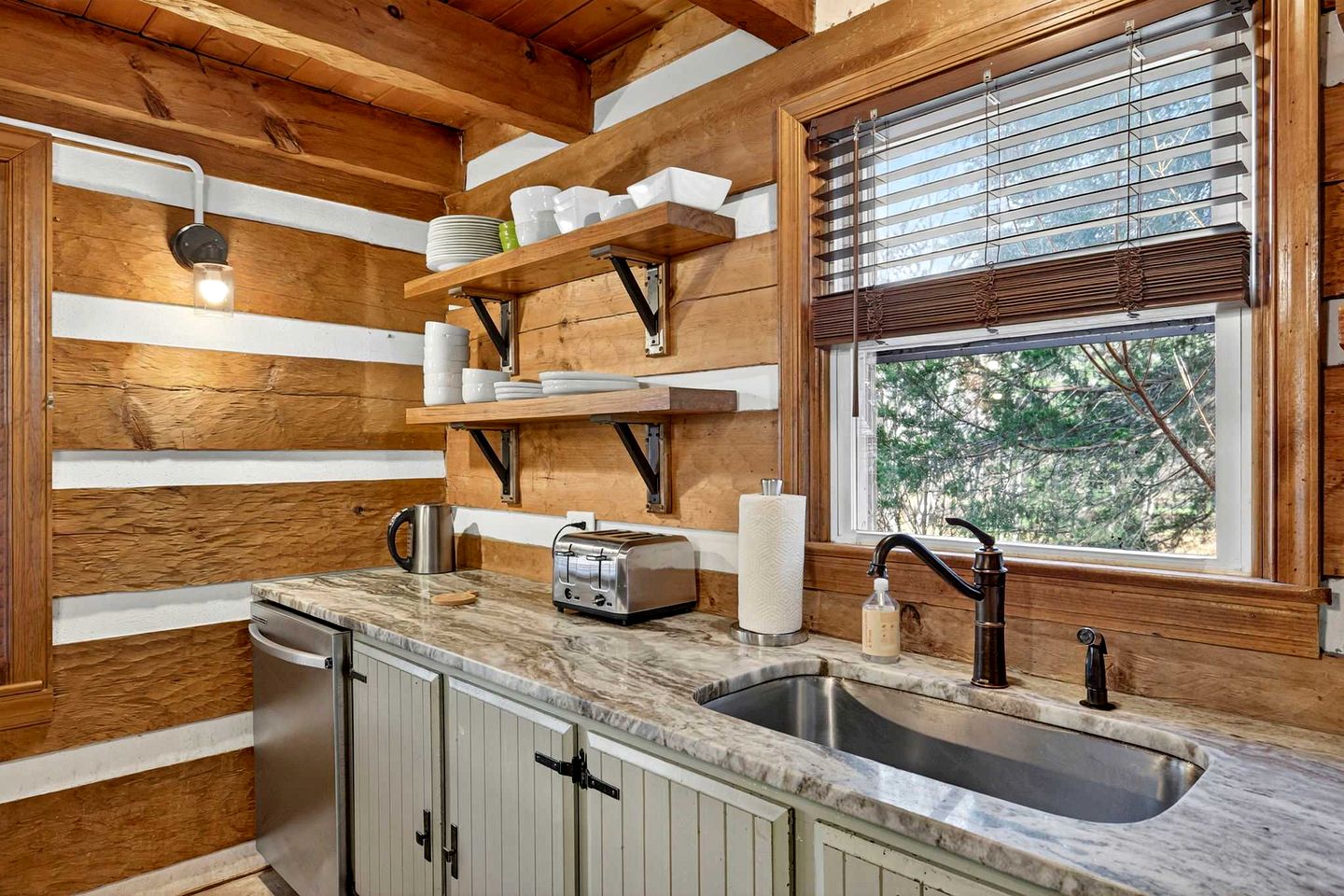 Spacious Riverfront Cabin with Hot Tub Near Shenandoah River, Maurertown, Virginia