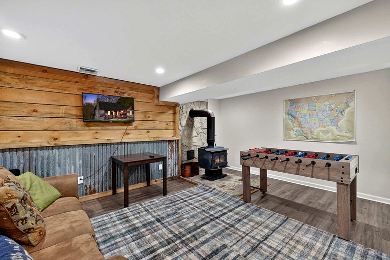 Cabins (United States of America, Maurertown, Virginia)