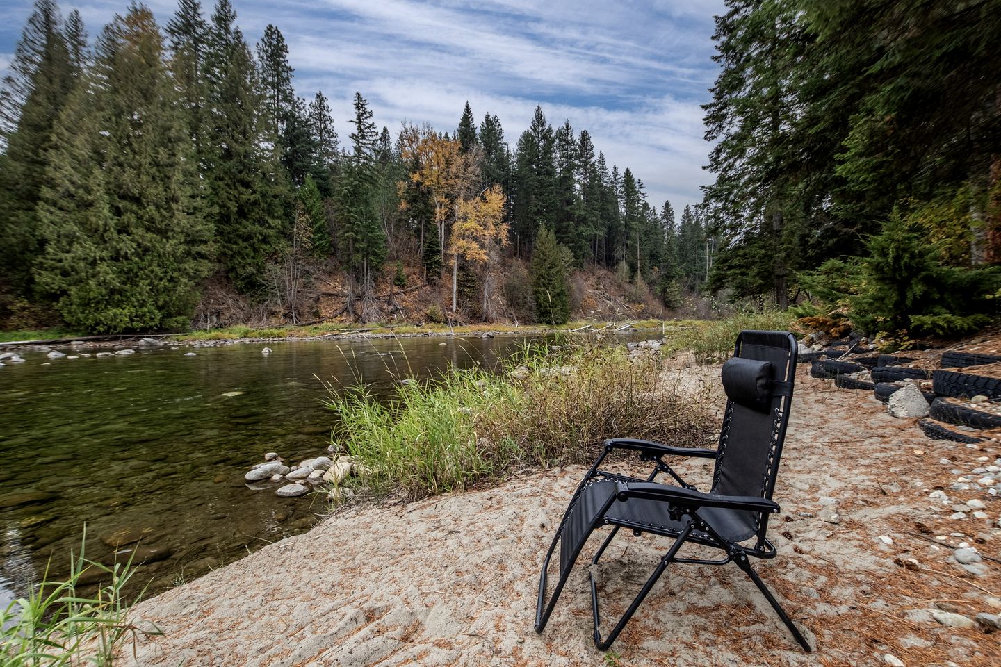 Pet-Friendly Cabin Wonderful for a Romantic Getaway in Leavenworth, Washington