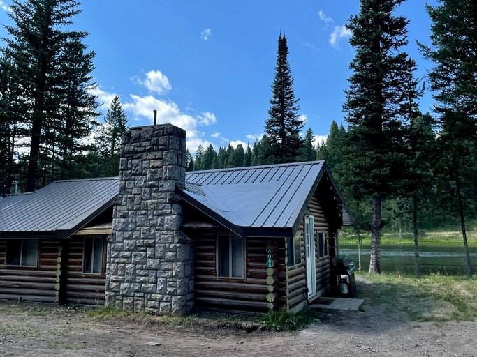 Cabins (United States of America, Island Park, Idaho)
