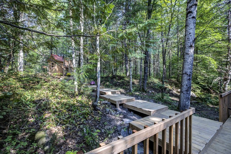 Domes (Canada, Petawawa, Ontario)