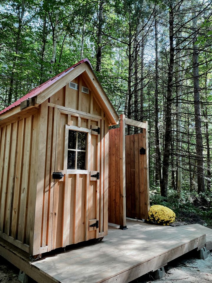 Incredible Dome Surrounded by Trees and Fantastic Vistas in Petawawa, Ontario