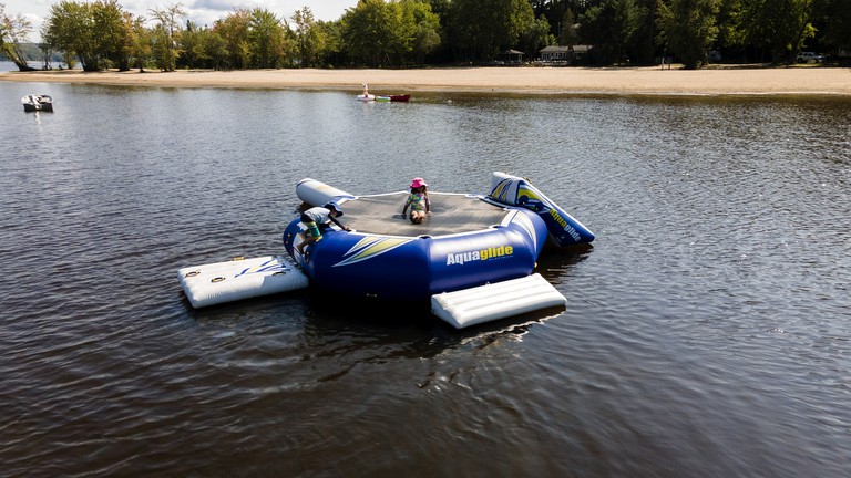 Domes (Canada, Petawawa, Ontario)