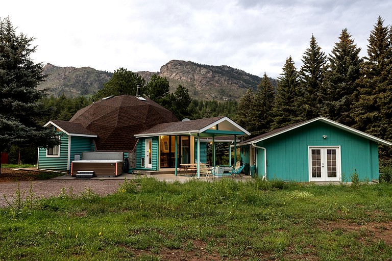 Domes (United States of America, Bailey, Colorado)