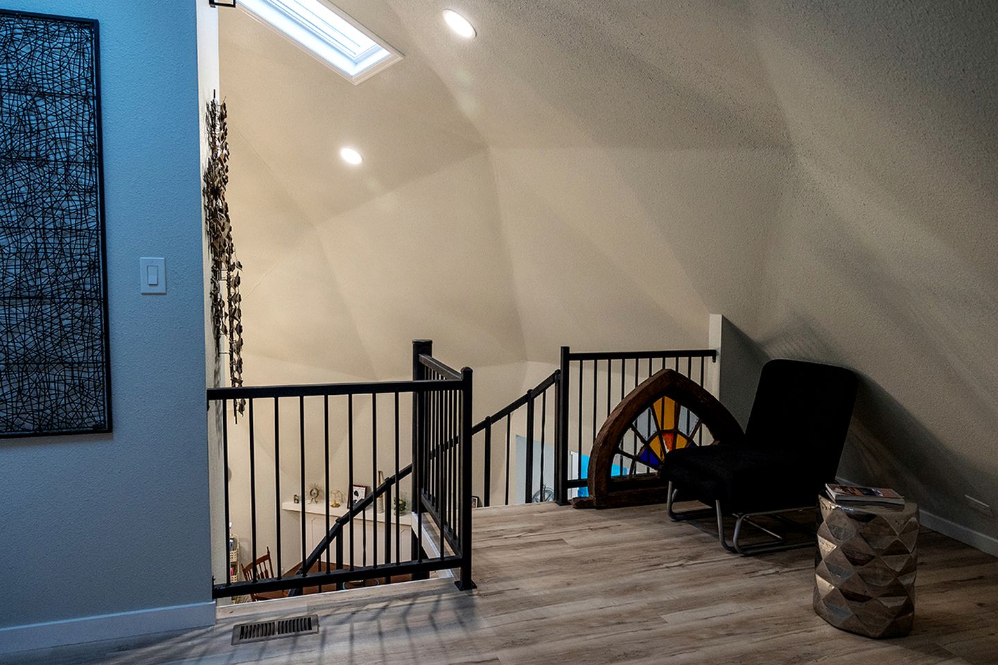 Riverside Mountain Dome with Luxurious Amenities in Bailey, Colorado