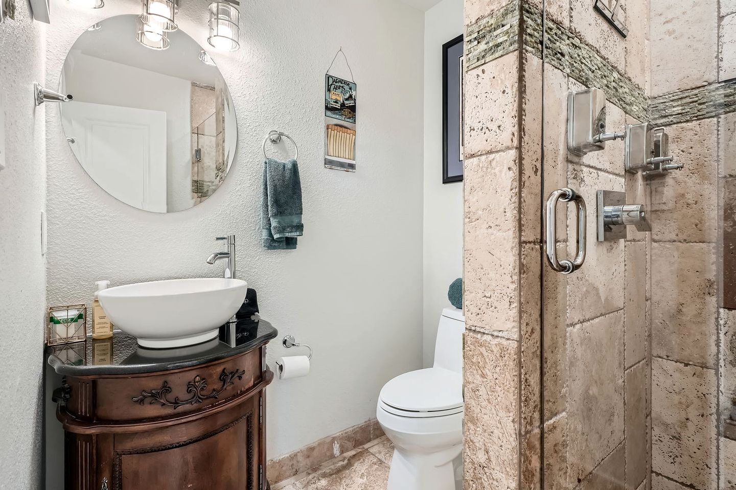 Riverside Mountain Dome with Luxurious Amenities in Bailey, Colorado