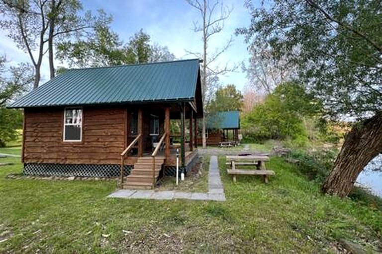Secluded Riverside Cabin for 8 in Belfast, NY with Rustic Amish-Built Retreat