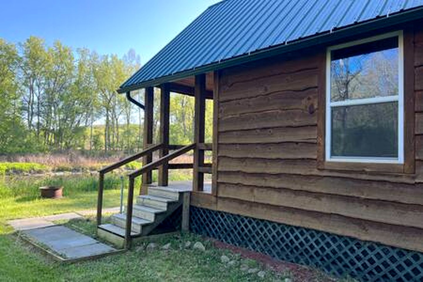 Off-Grid Riverside Cabin in Belfast, NY that Sleeps 8 and Perfect Nature Escape
