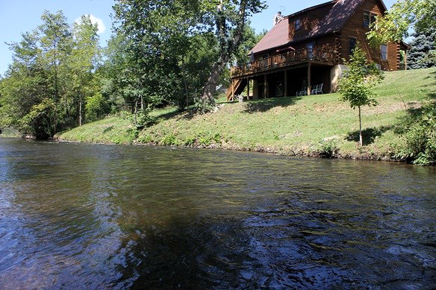 Riverside Log Cabin Perfect for a Secluded Getaway near Kalamazoo, Michigan