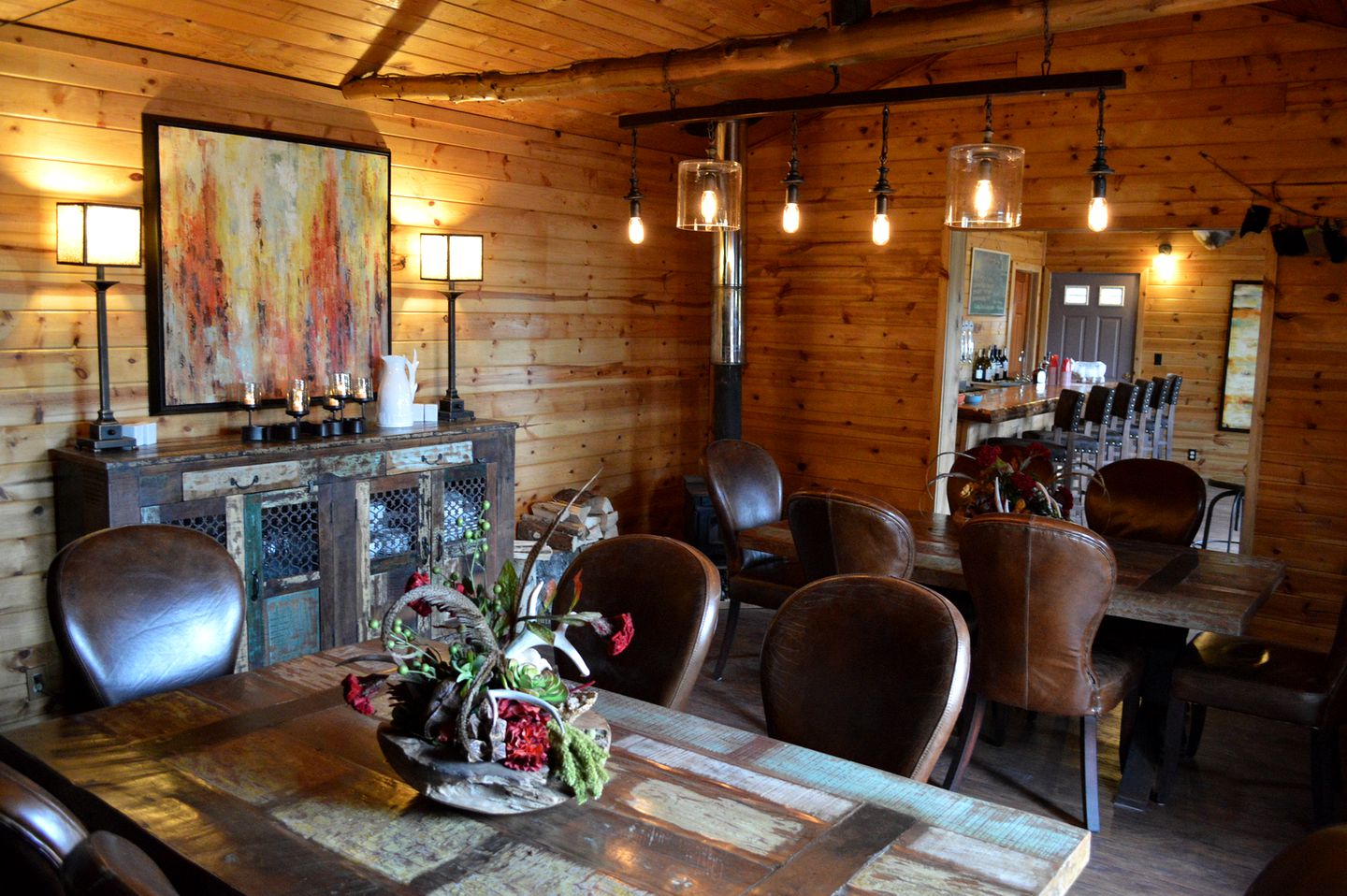 Riversong Lodge, Cabins, Anchorage, United States of America Glamping Hub