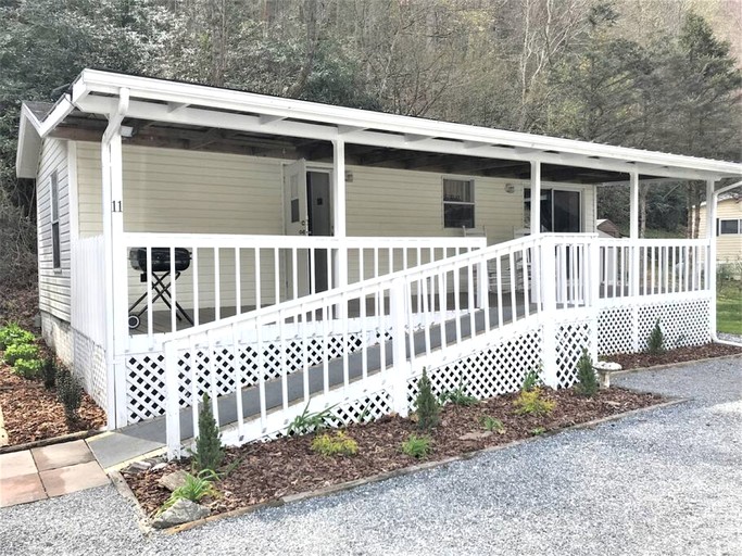 Tiny Houses (United States of America, Sylva, North Carolina)