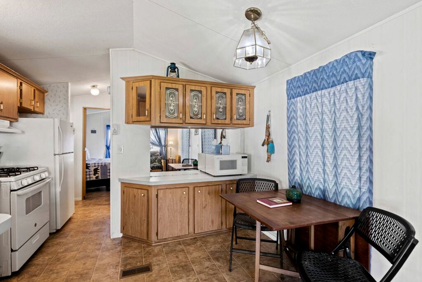Gorgeous Tiny House with Stunning Lake Sights in Sylva, North Carolina