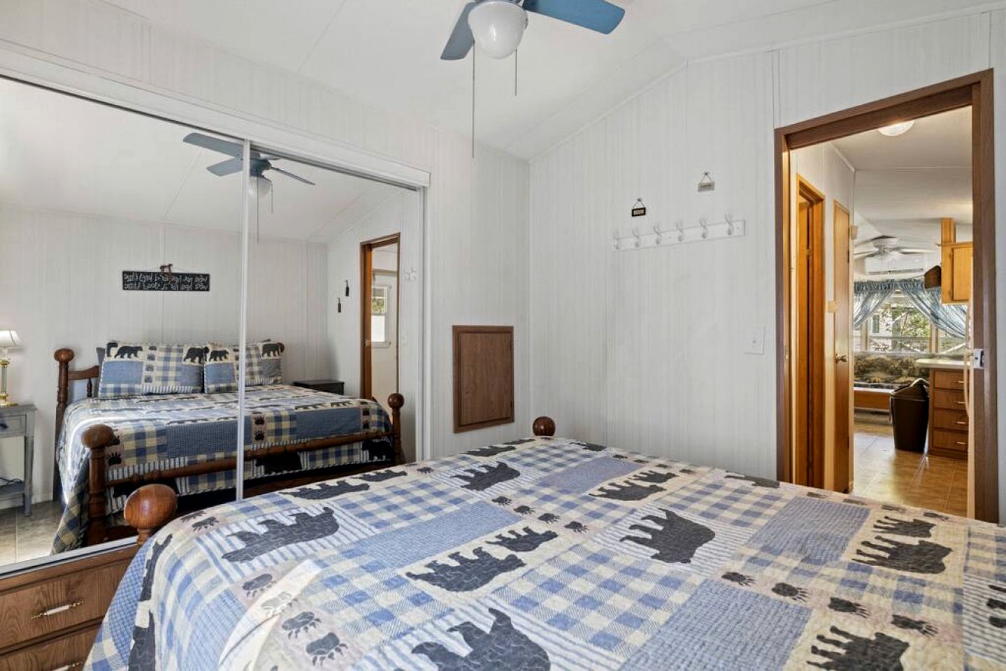 Gorgeous Tiny House with Stunning Lake Sights in Sylva, North Carolina