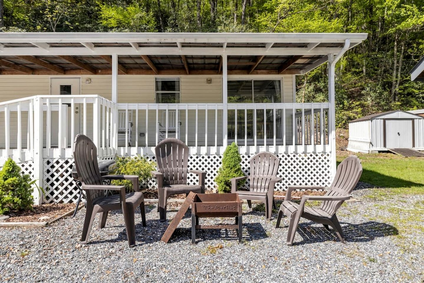 Gorgeous Tiny House with Stunning Lake Sights in Sylva, North Carolina