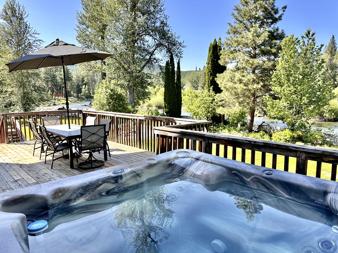 Floating Homes (United States of America, Leavenworth, Washington)