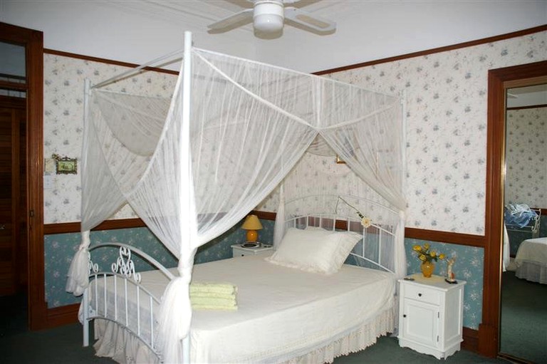 Nature Lodges (Gilston, Queensland, Australia)