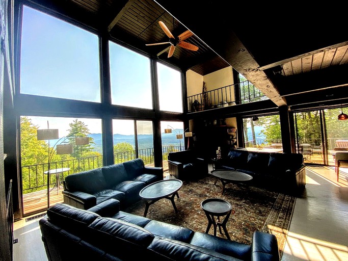 Cabins (United States of America, Dalton, New Hampshire)