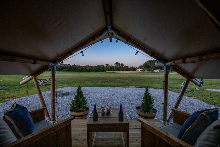 Tented Cabins (United States of America, Cassville, Missouri)