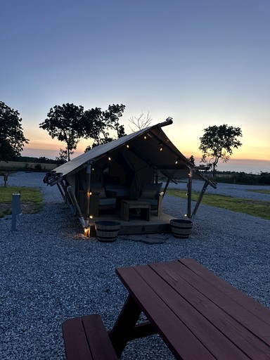 Tented Cabins (United States of America, Cassville, Missouri)