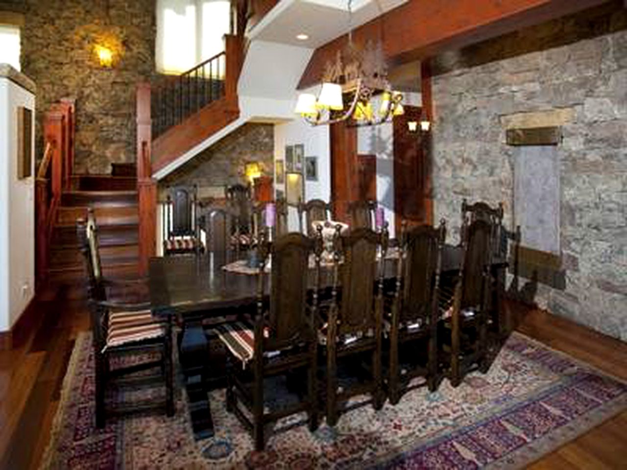 Stunning Family-Friendly Getaway with a Hot Tub and Fire Pit in Vail, Colorado