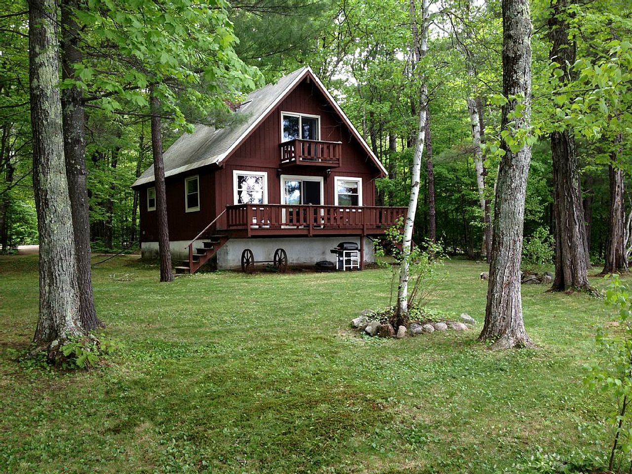 Lakefront Cabin Rental in Mount Washington Valley