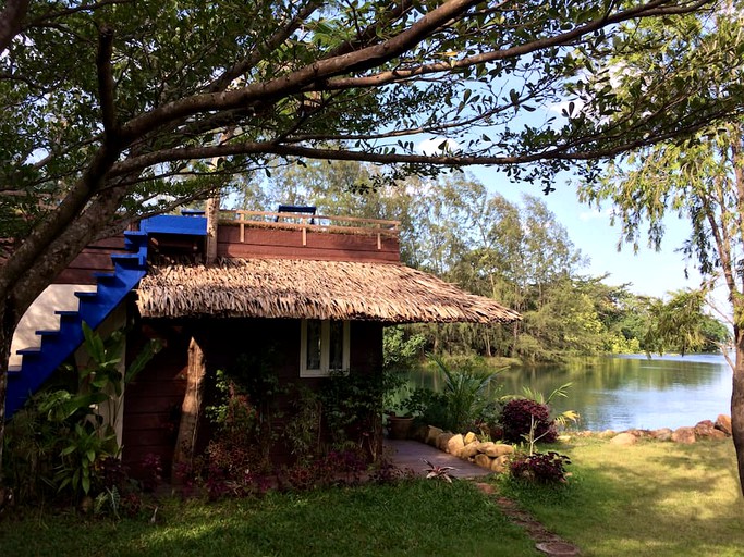 Huts (Ko Chang, Central Thailand, Thailand)