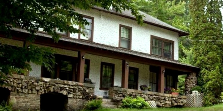 Nature Lodges (Lake George, New York, United States)