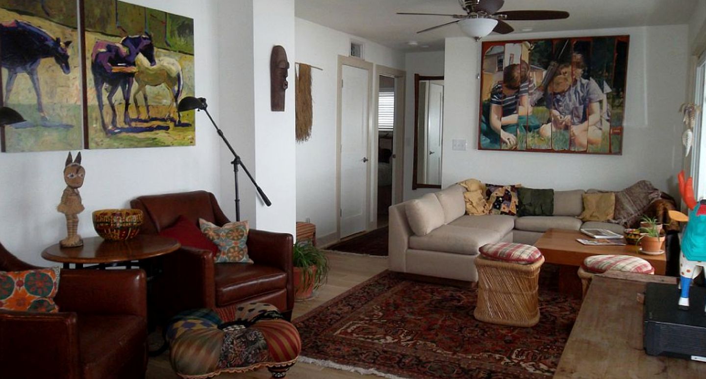 Luxury Riverfront Cottage with Wi-Fi in Horicon, Wisconsin
