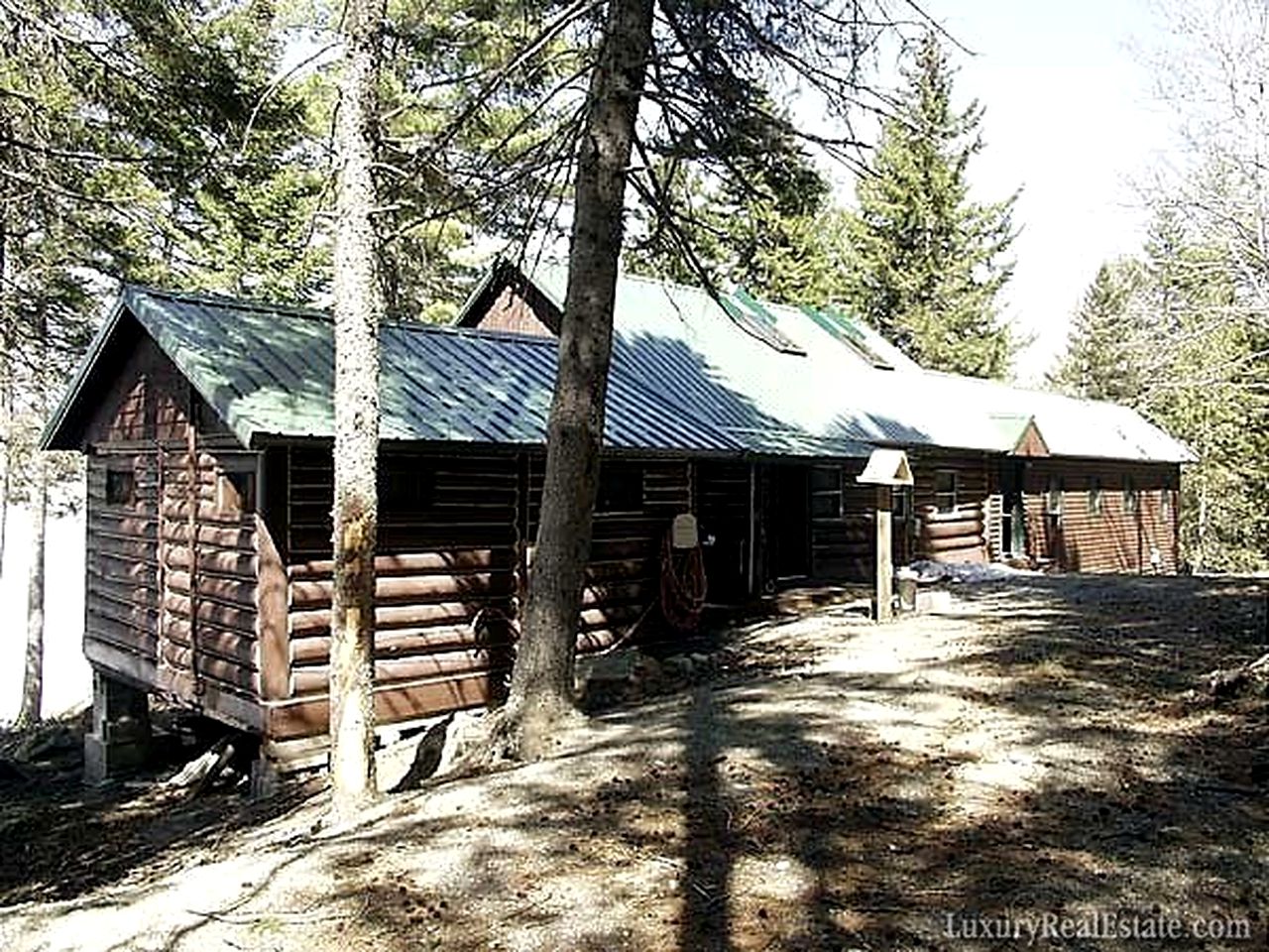 Donna Droggenthien Rockadema Lake, Log Cabins, Oakfield, United