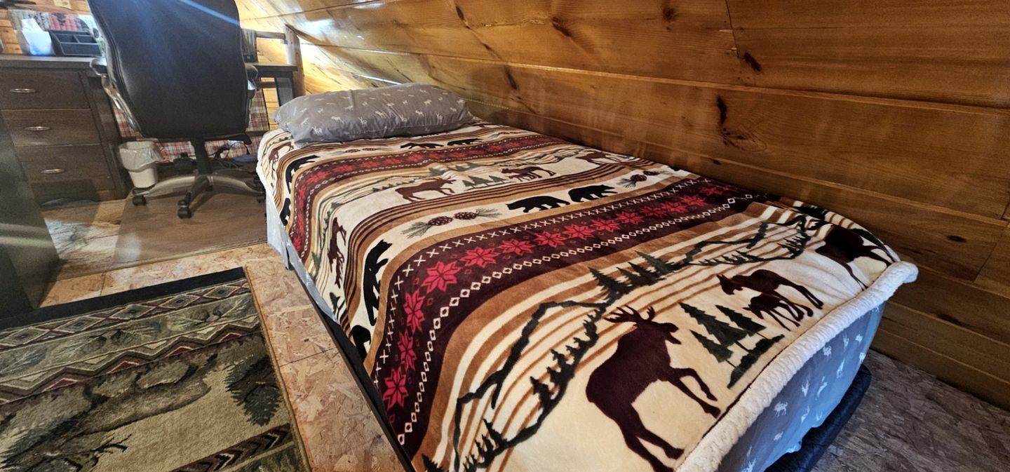 Radiant Cozy Cabin Sanctuary Near Brassua Lake, Maine