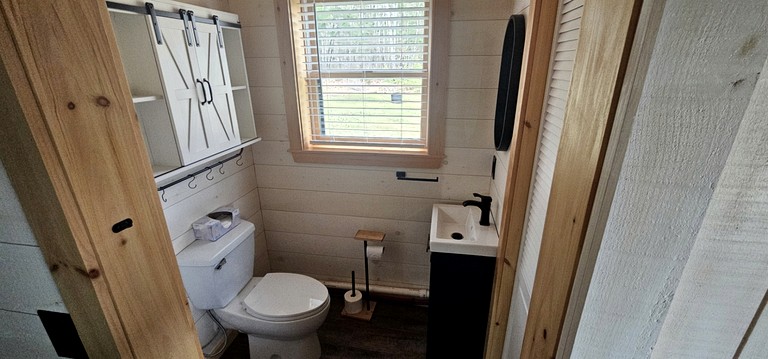 Cabins (United States of America, Rockwood, Maine)