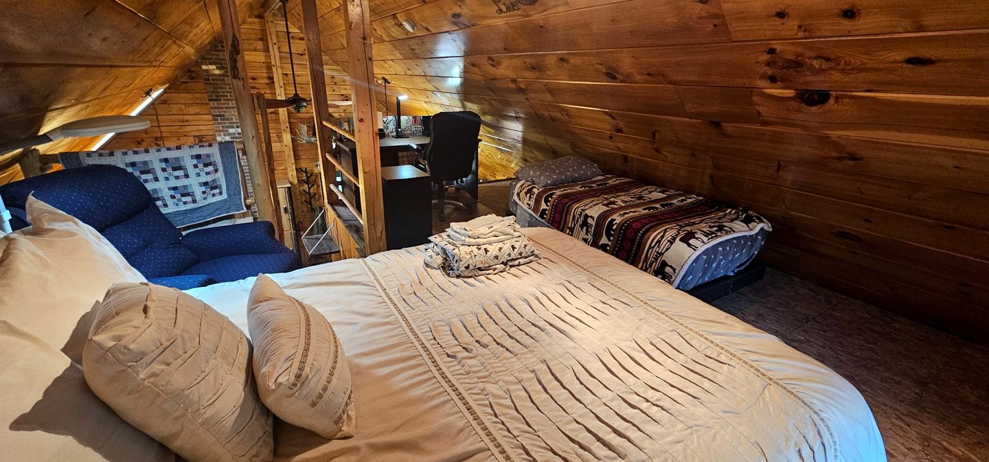 Radiant Cozy Cabin Sanctuary Near Brassua Lake, Maine